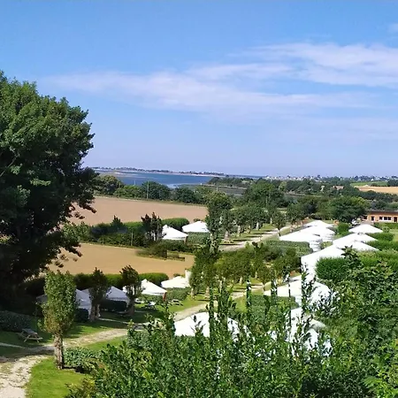 Camping Et Yourtes Plouénan