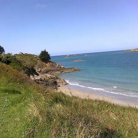 Et Yourtes Camping Plouénan